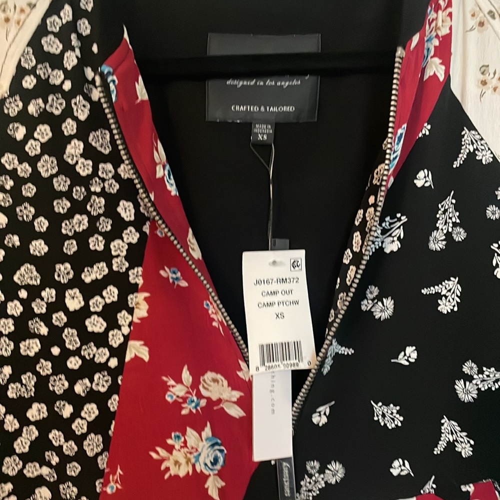 Floral Jacket - Picture 3 of 3